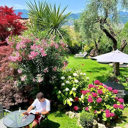 Eco Ariston Hotel